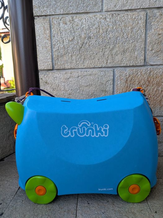 Детски куфар за яздена на колела Trunki