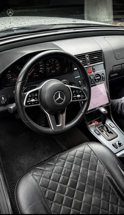 Mersedes Benz c202