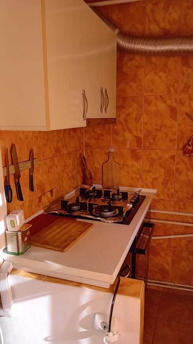 Schimb contract Apartament 3 camere, decomandat