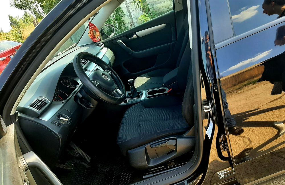 Passat b7 1.6 tdi an 2011 preț fix!!