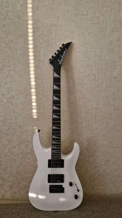 Электрогитара Jackson Js22