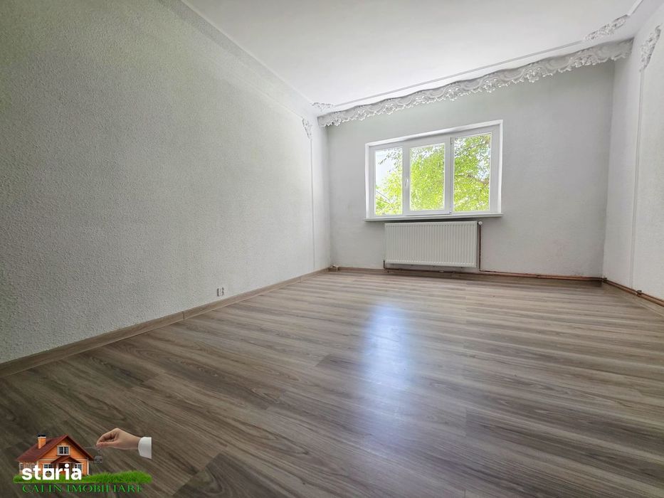 Apartament 2 Camere Decomandat Parter Nicolina Belvedere