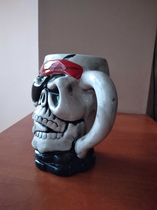Halbă ceramică craniu 500ml