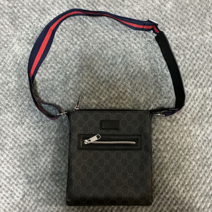 чанта gucci в добър състояние