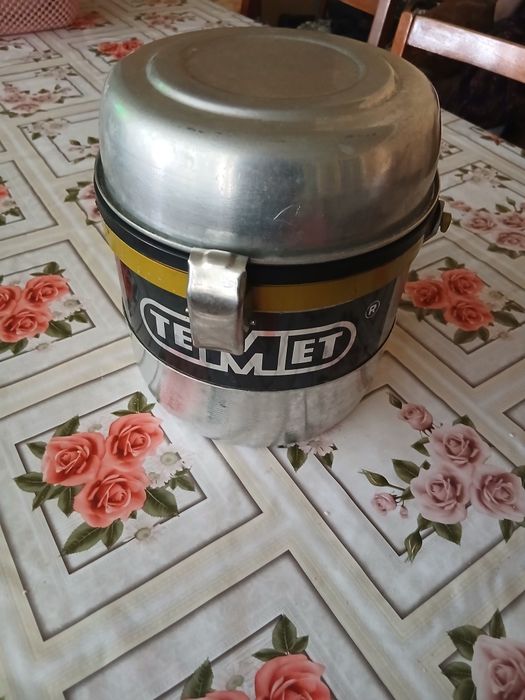 TEMET катта хажмли термос  - янги