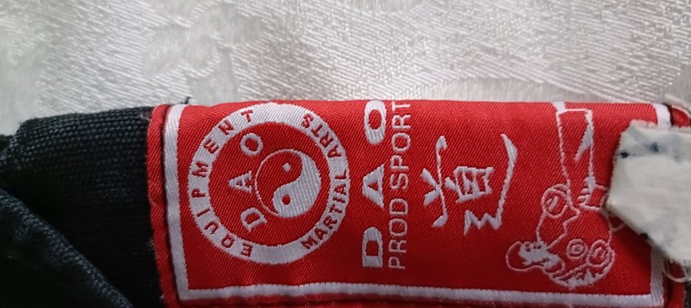 Costum Qwan Kido 123 cm +emblema