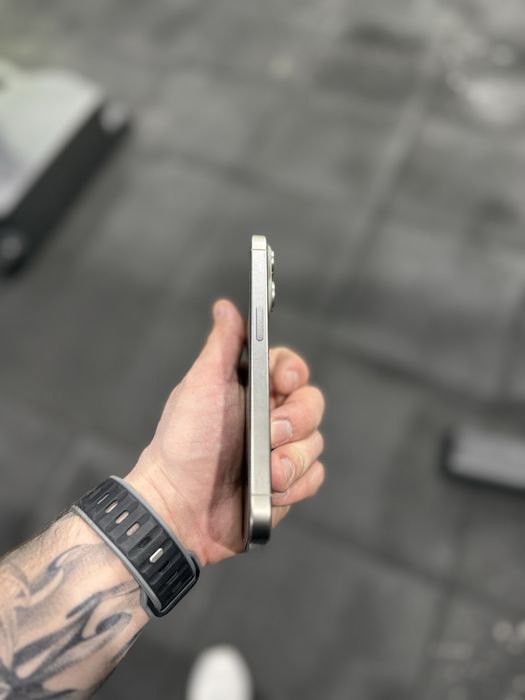 Iphone 15 pro. 128 Gb