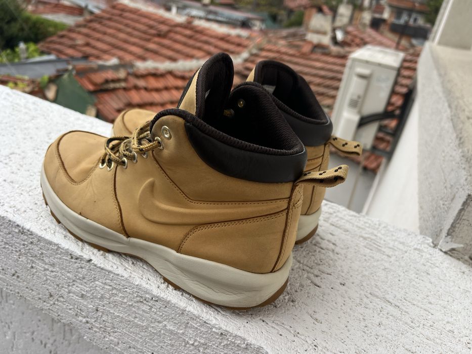 Nike Manoa 43 Mid