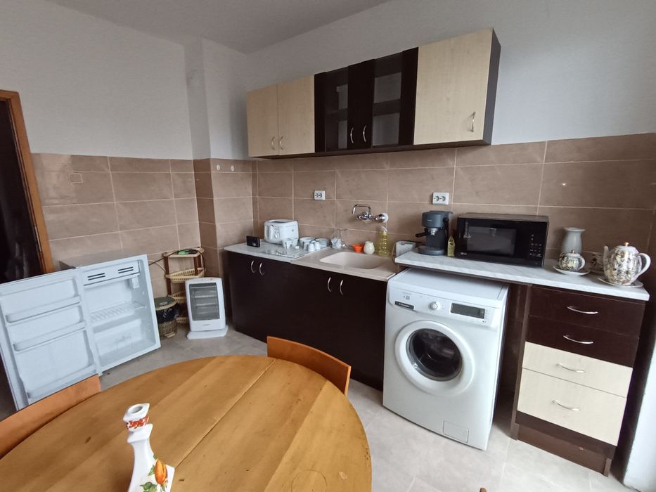 Дава се под наем Двустаен апартамент в Хасково, Център - 57 кв.м за 248.88 € - Снимка #3