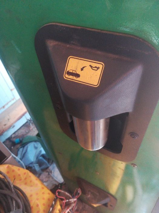 Statie de încărcare auto cu freon