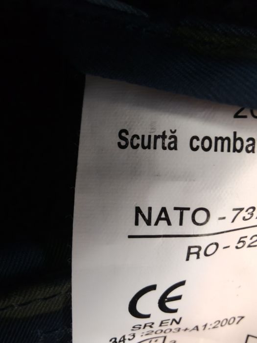 Vând scurtă combat