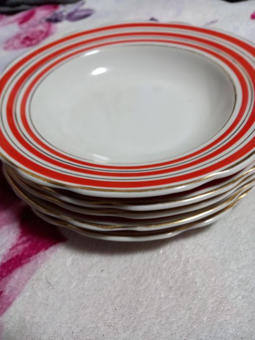 Тарелки под первые блюда