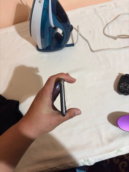 iPhone 11 64гб..