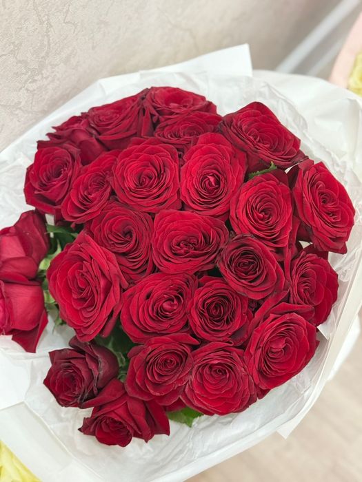 свежые цветы.сегодня днём