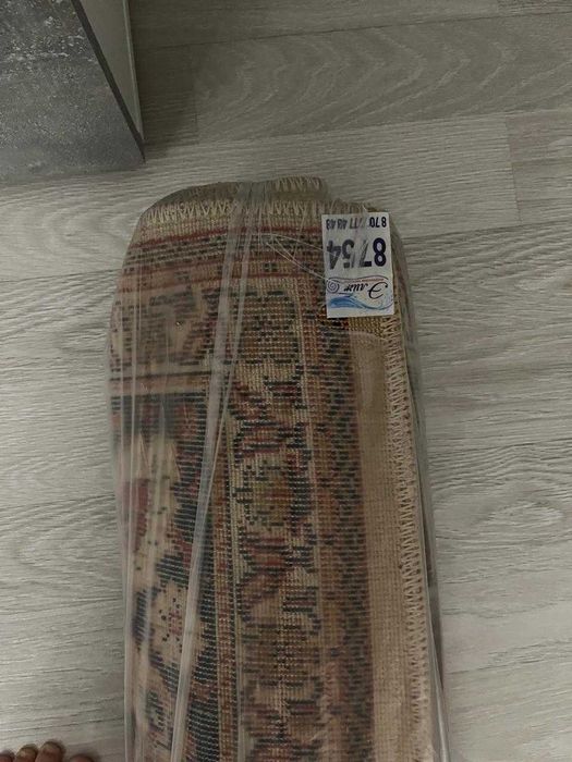 Продаю ковер из шерсти б/у