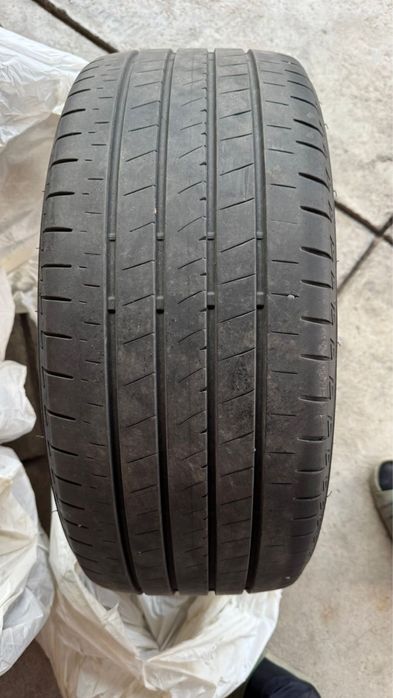 235/45R18 продам комплект летней резины