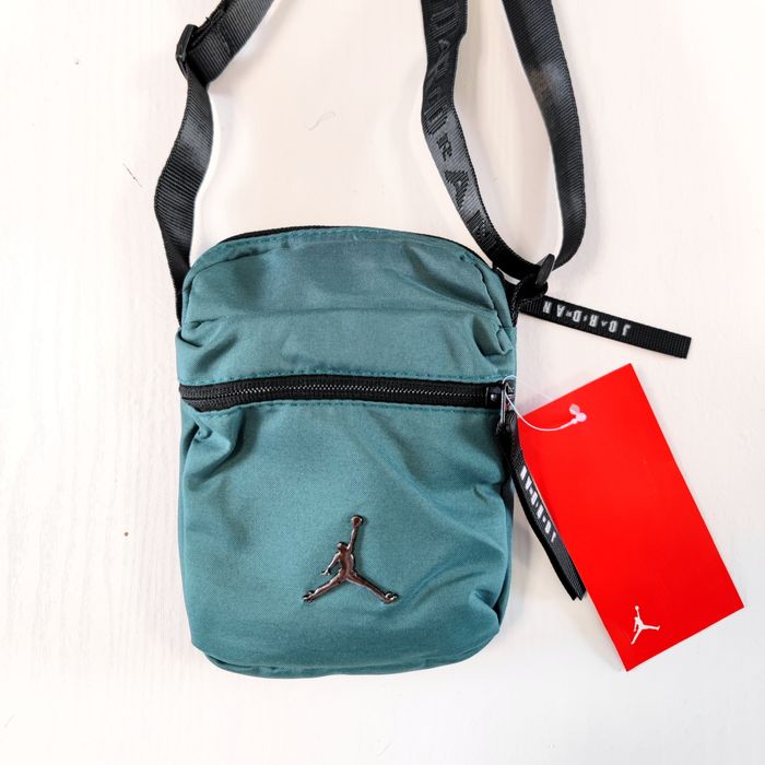 Чанта / Чантичка Jordan ( Джордан)