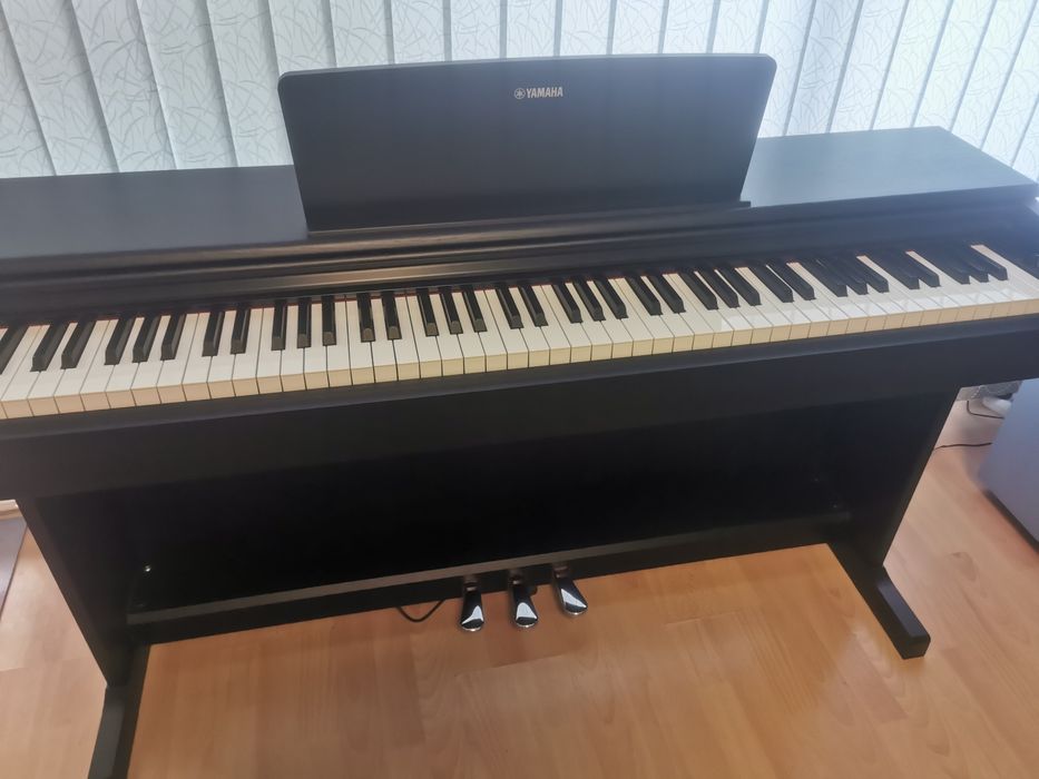 Дигитално пиано Yamaha Arius YDP 144