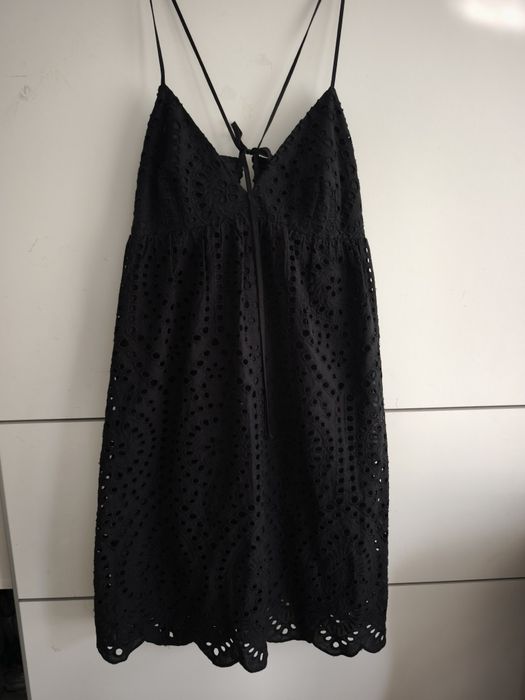 H&M рокля с бродерия р-р М
