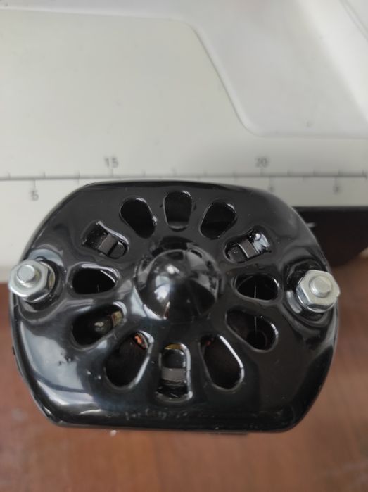 Моторчик для машинки оверлок