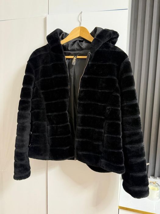 Haina de blana neagra