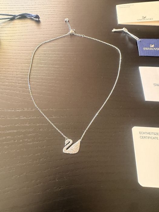 Swarovski лебед колие