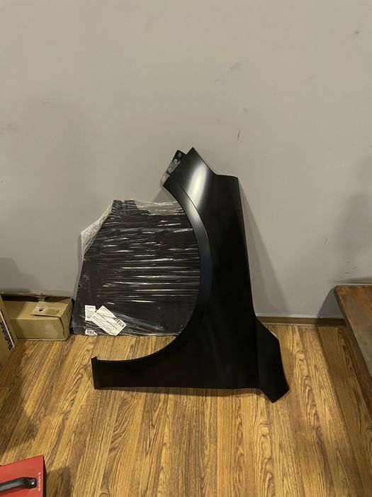 Крыло переднее правое левое оригинал