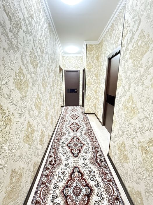 Sotiladi Komolon 2 xona 64 kv