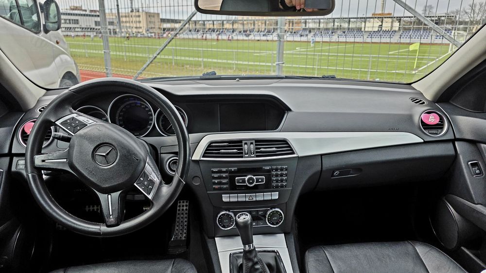 Vand sau schimb Mercedes C class - facelift - euro 5 -2011