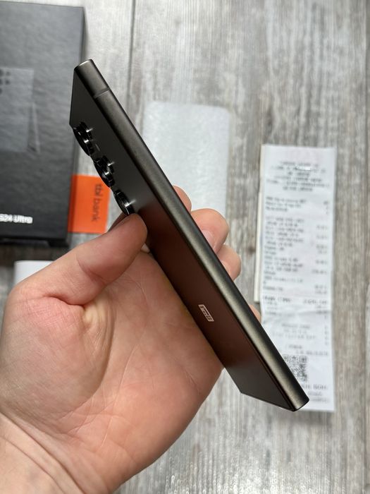 Samsung Galaxy S24 Ultra 256 GB 12 GB Ram Dual Sim Отличен Като Нов