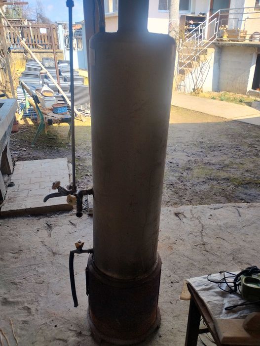 Бойлер на твърдо гориво