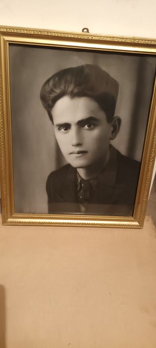 Картини с рамки и снимки с рамки от 1960г,стъкла и гръб