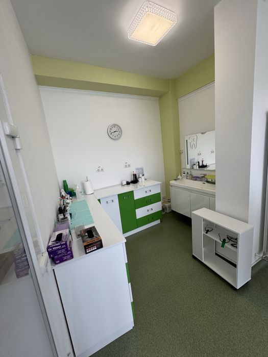Clinica stomatologica si radiologie dentara  de vanzare