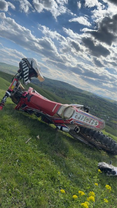 Moto cross Honda CRF 450 R