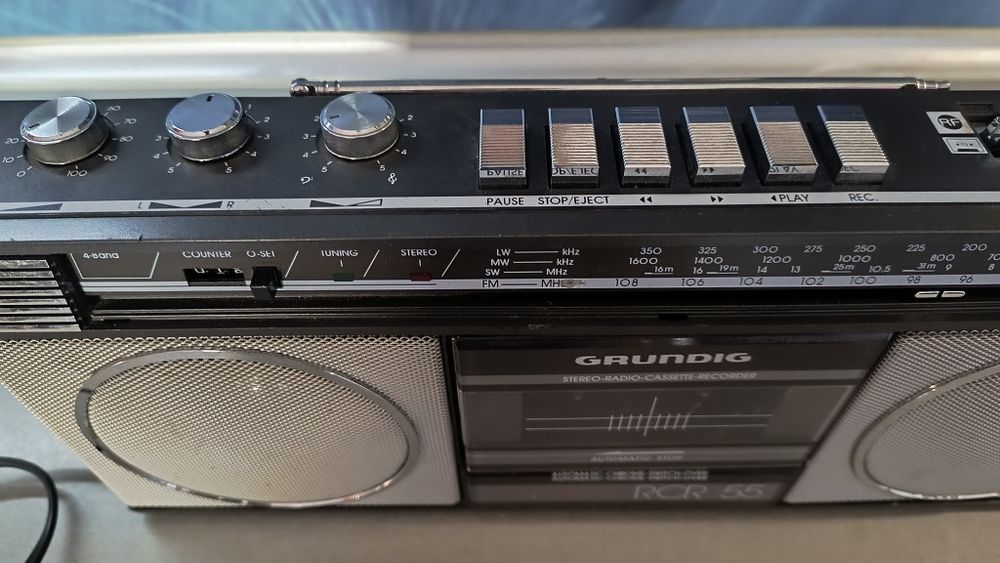 Радиокасетофон Grundig rcr 55