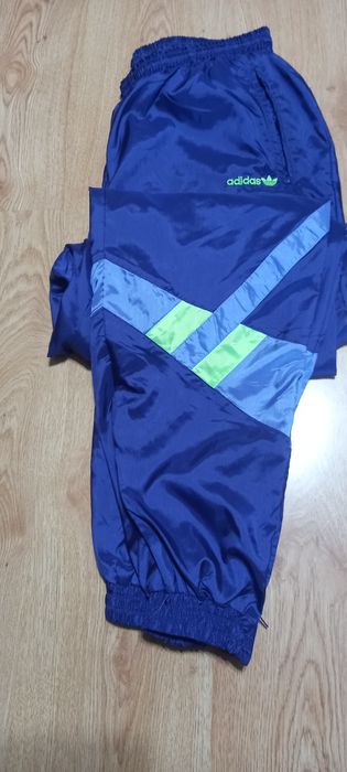 Чисто нов комплект анцунг с подплата  Adidas