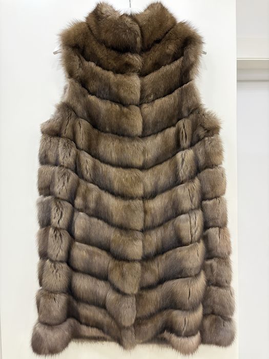 Жилет соболь Leonardo Spadini