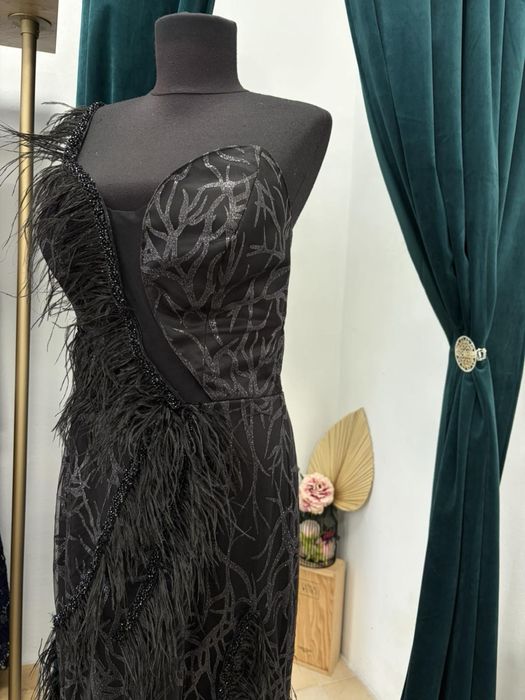 Бална, Официална рокля