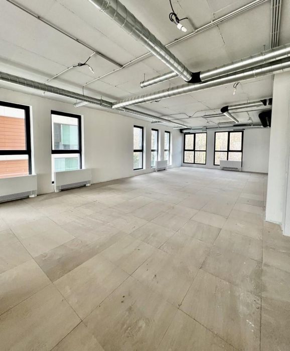 Дава се под наем Офис в София, Хладилника - 1340 кв.м за 16000 € - Снимка #1