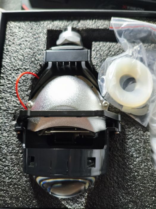 Bi - led линзы . Новые в упаковке