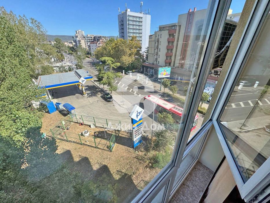 Продава се Едностаен апартамент в к.к. Слънчев бряг - 50 кв.м за 1150 €/кв.м - Снимка #6