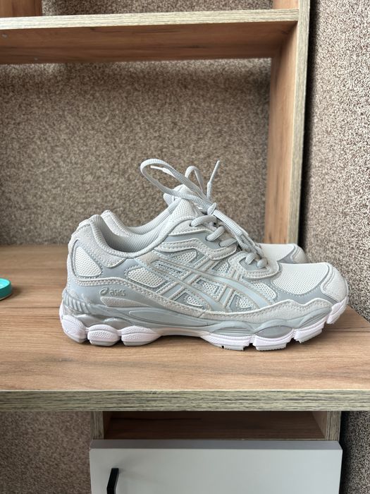 Кроссовки Asics NYU