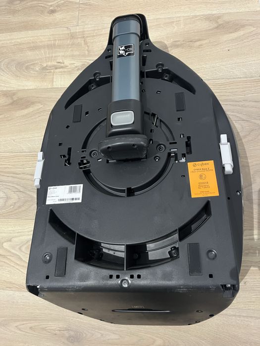 Scoica auto Cybex Platimum Gray + Baza Cybex Z i-size universal ISOFIX