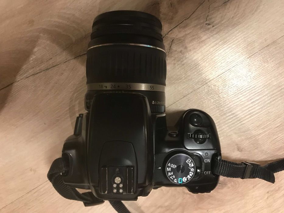 Canon 400D + obiectiv 18-55+2 baterii+cablu date+geanta