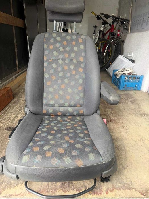 Vand scaun pasager cu cotiera fata Mercedes Benz Vito W639 (2003 - 2010) 2.2 CDI si cutie viteza