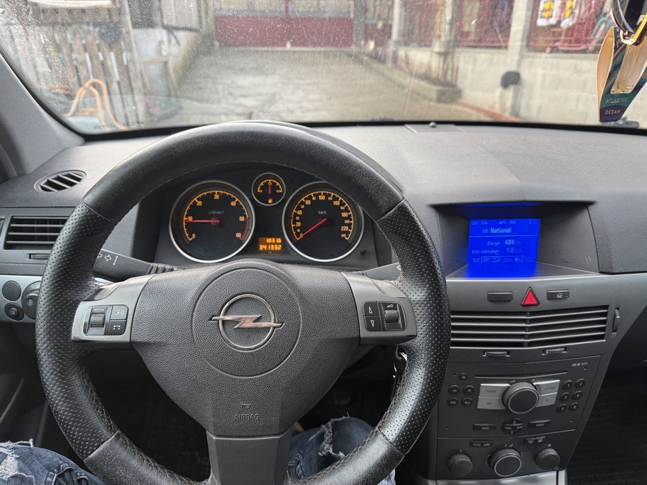 Opel Astra H 1.7 cdti