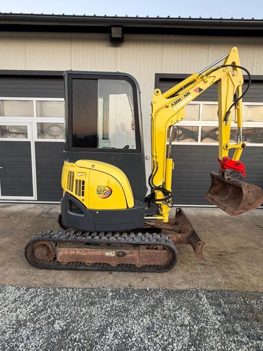 Minisscavator yanamr 2,4 tone