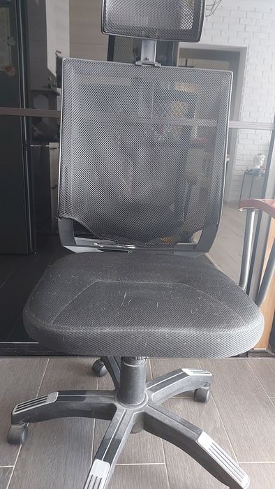 Продам компьютерное кресло