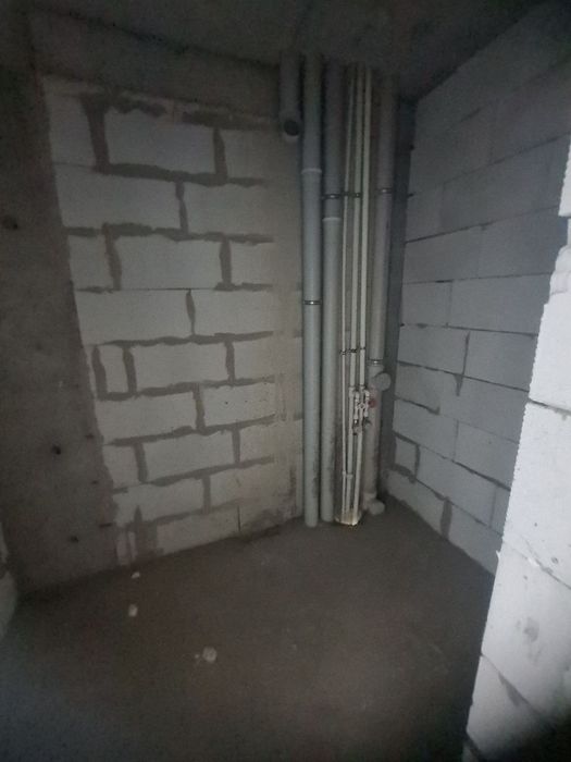 2хоналик 1кават квартира подвал Чевар оркамида