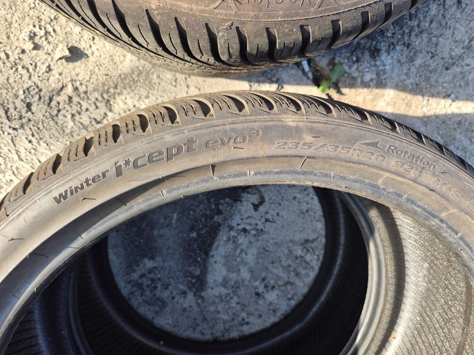 2 Anvelope de IARNA - 235/35/20 92W - Hankook Winter - APP NOI - DOT 2024 !